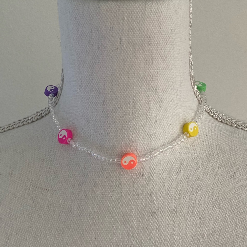 Handmade 90’s vibes Y2K yin yang rainbow beaded necklace chocked 14.8” long